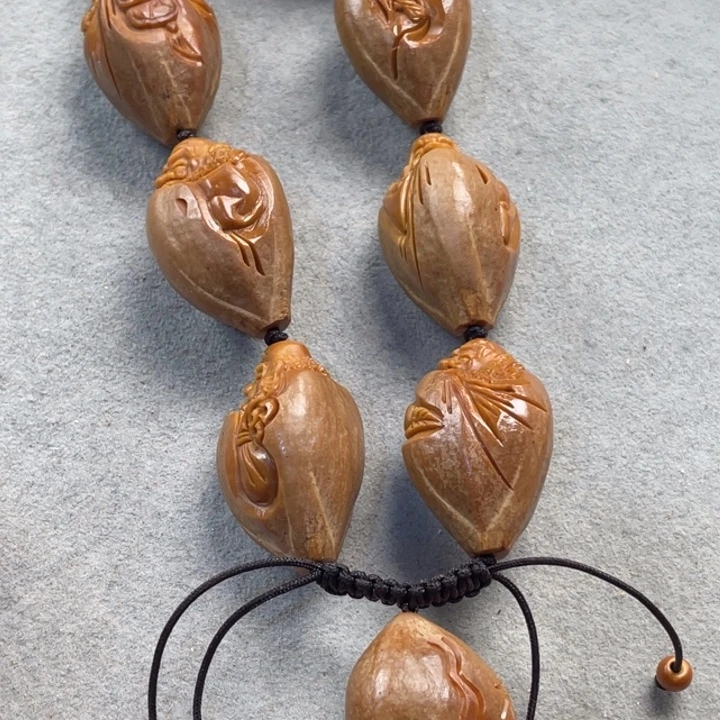 文玩核桃吊坠橄榄精品