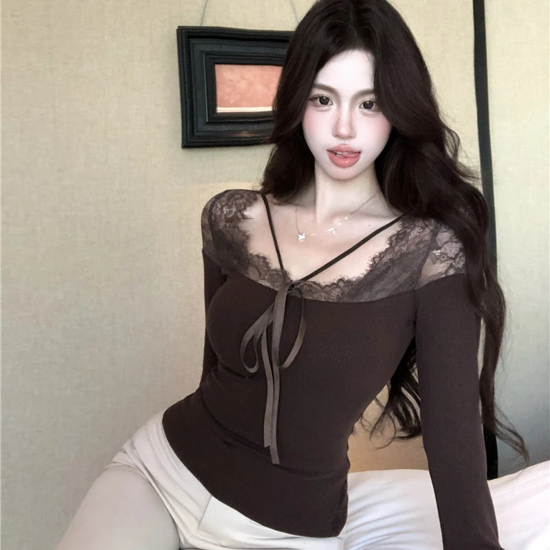 蕾丝拼接系带长袖T恤女冬季收腰修身内搭纯欲显瘦短款打底衫上衣