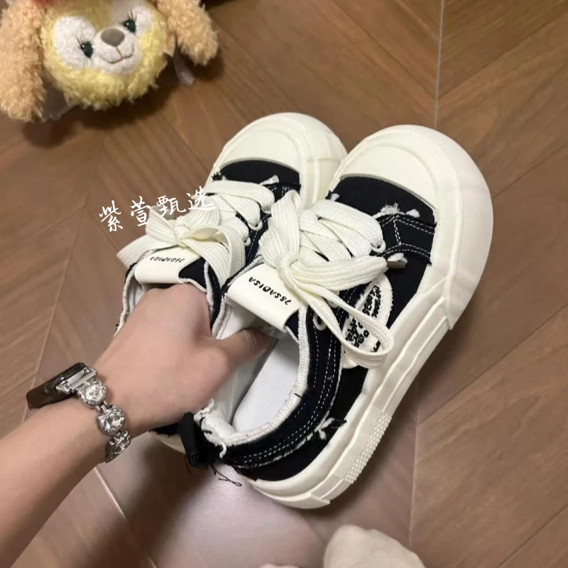 丑萌大圆头厚底小白鞋女2025新款春季日系小众流苏乞丐板鞋帆布鞋