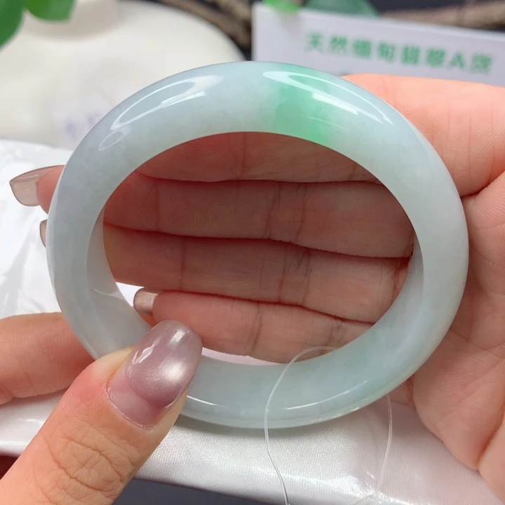 未镶嵌手镯翡翠45