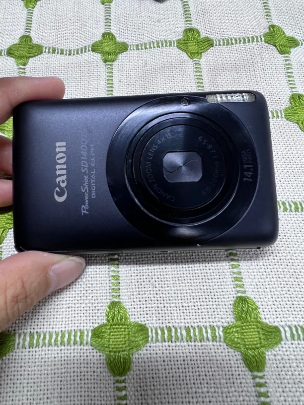 95新 Canon/佳能 Ixus130黑色摄影学生复古ccd数码相机