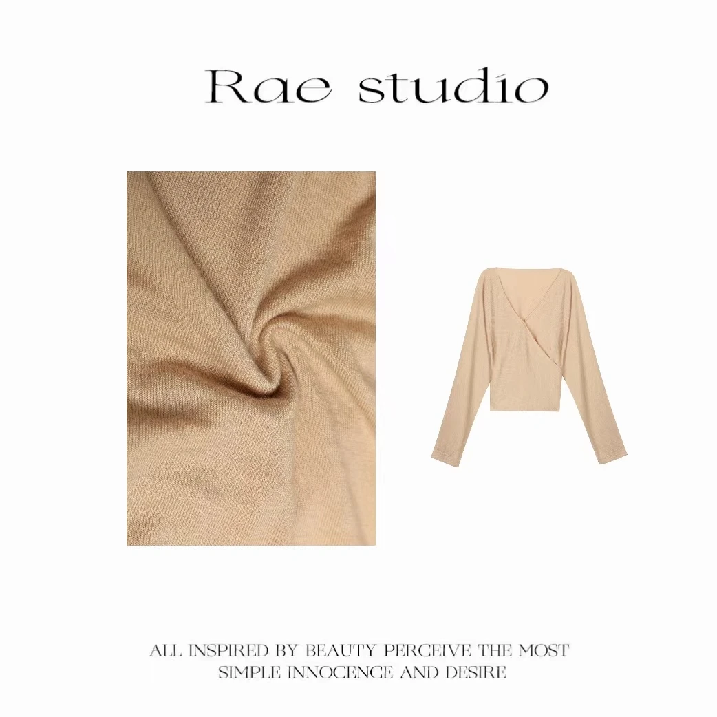 【Rae】秋冬V领交叉设计感长袖针织衫时尚显瘦r1688