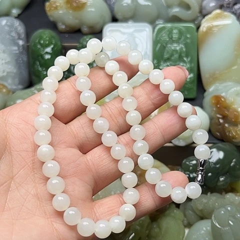 颈饰未镶嵌和田玉龍**神