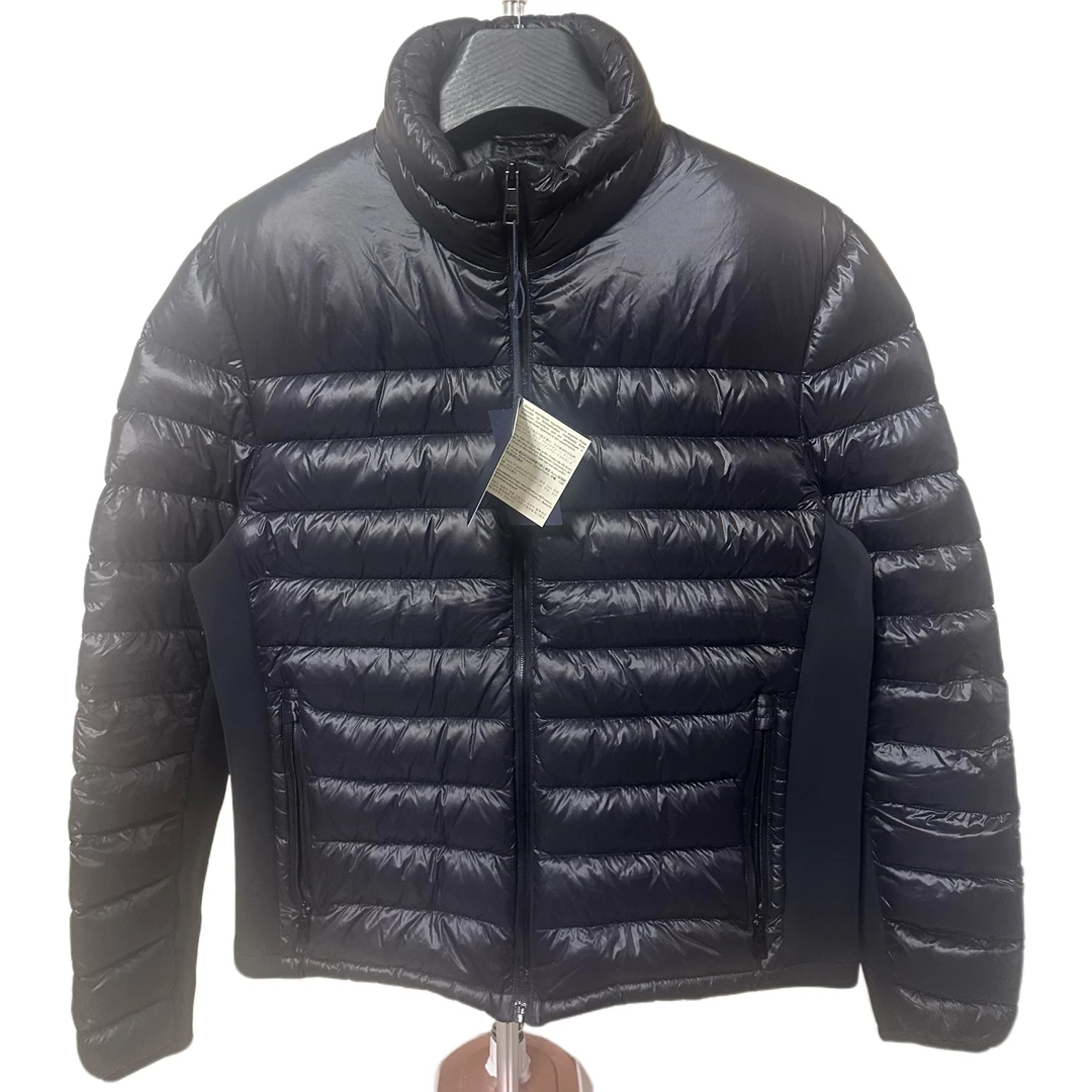 未使用 Prada/普拉达 0757普拉达爆款后红标羽绒服/52/全新带吊
