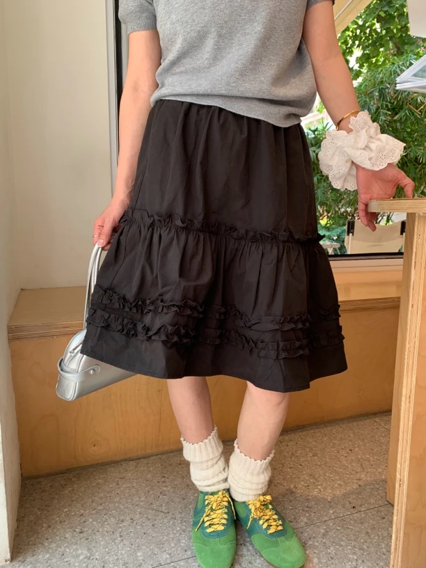 韩国拼接木耳花边半身裙女春季新款甜美气质松紧腰纯色A字长裙