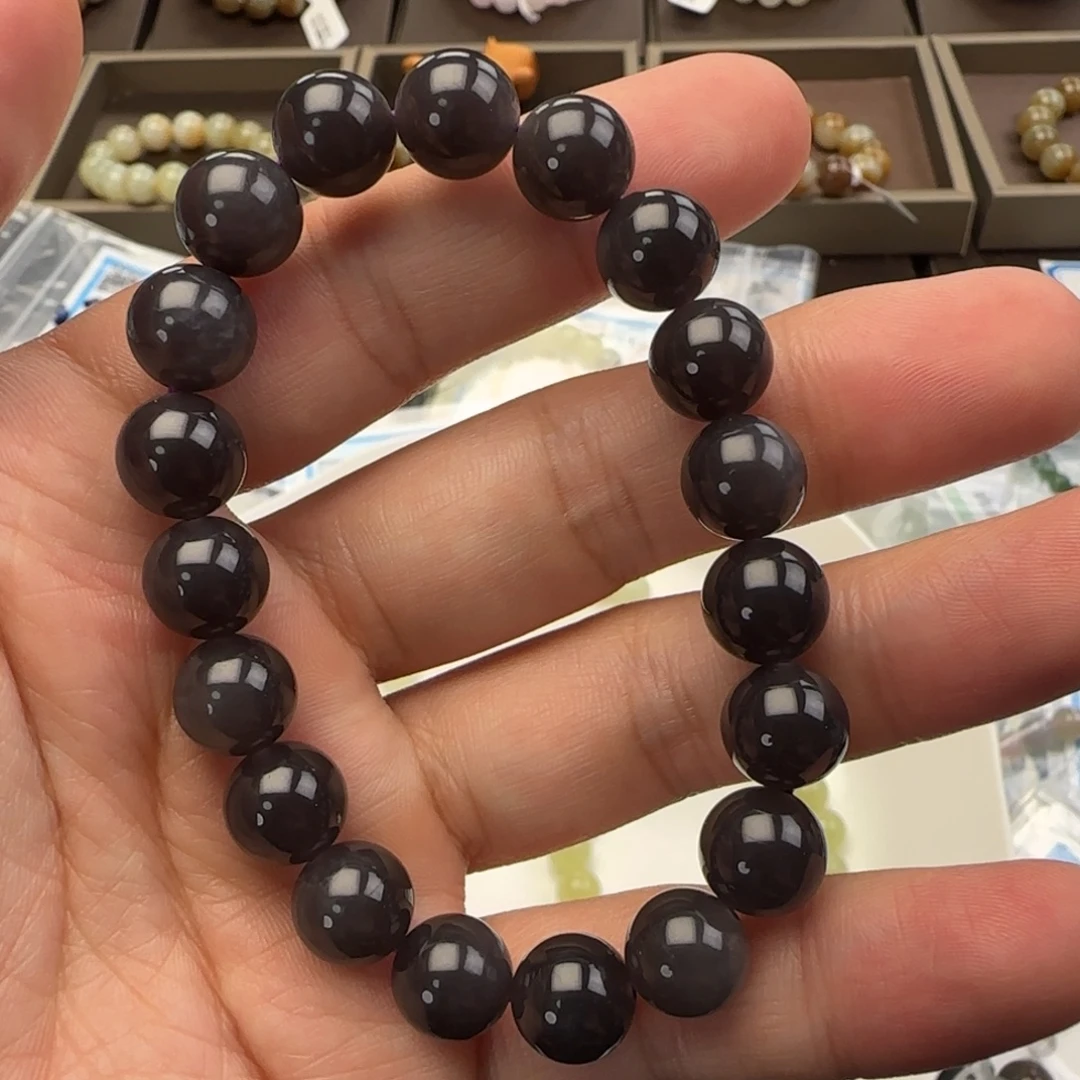 蕾***蕾和田玉未镶嵌手链卡10帝王紫，54