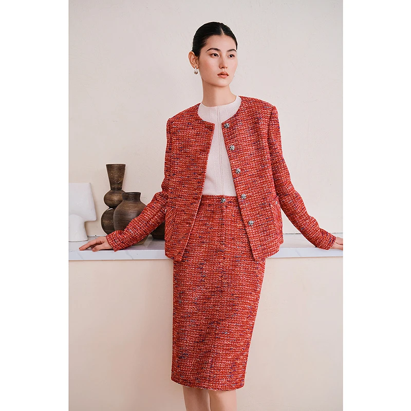 【中国红】YINER音儿2025新款法式优雅珠片花纱短外套8C65110136