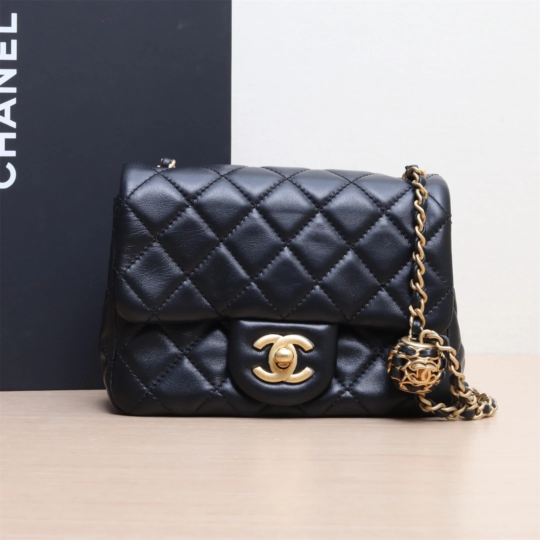 99新 Chanel/香奈儿 【念念】CF 口盖包 方胖子 黑色 核桃金球