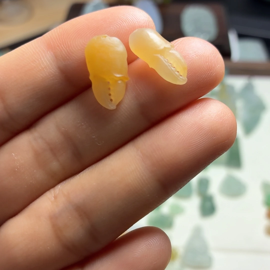 定制翡翠未镶嵌蟹钳