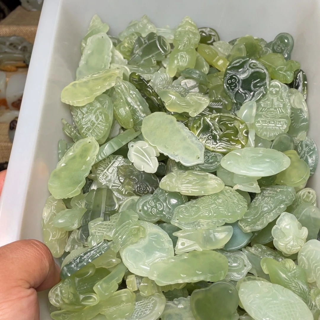 未镶嵌蛇纹石玉颈饰自选一个送绳