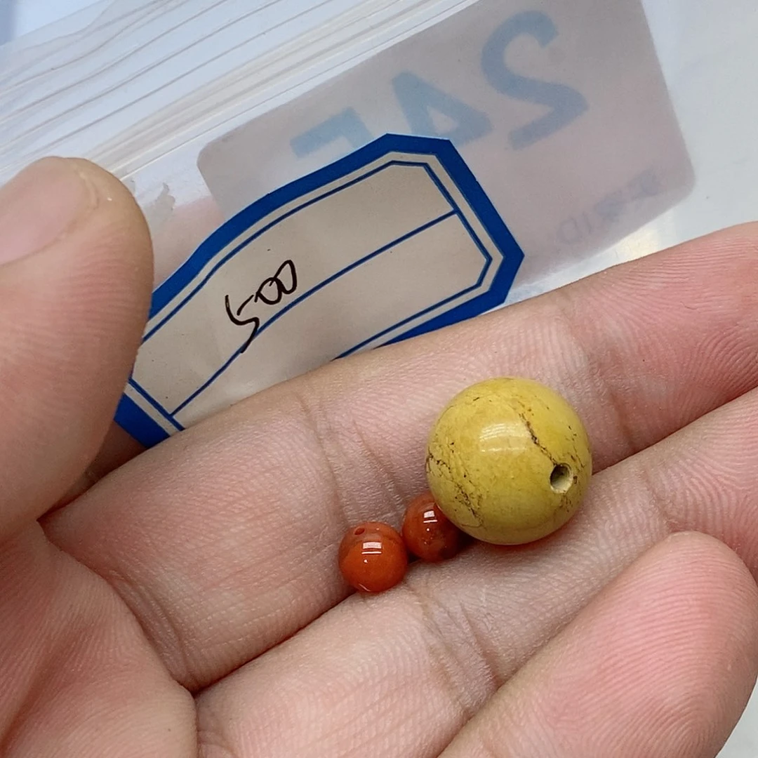 南红玛瑙未镶嵌珠宝奇石