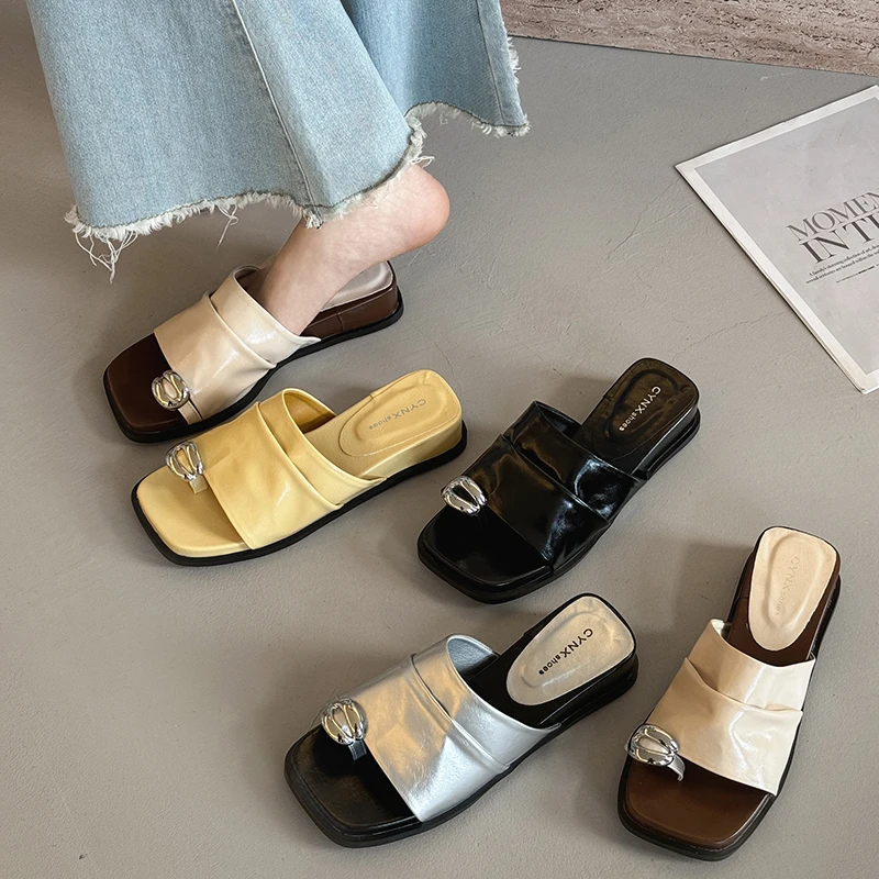 贾不假拖鞋女夏外穿2025新款法式复古高级感配裙子厚底套趾凉拖鞋