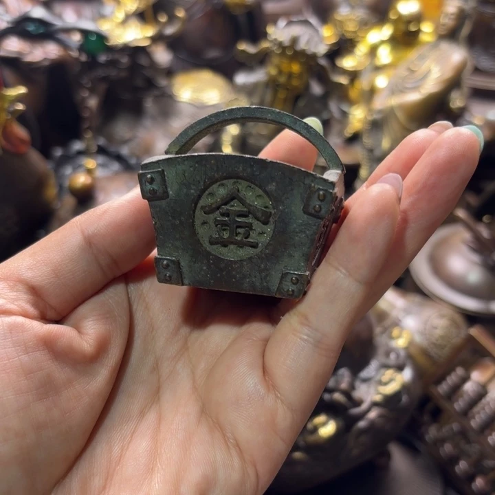 铜器摆件收收藏藏