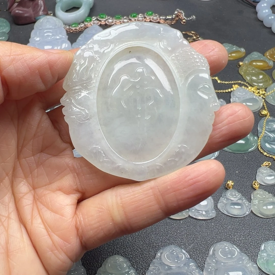 翡翠未镶嵌颈饰一念