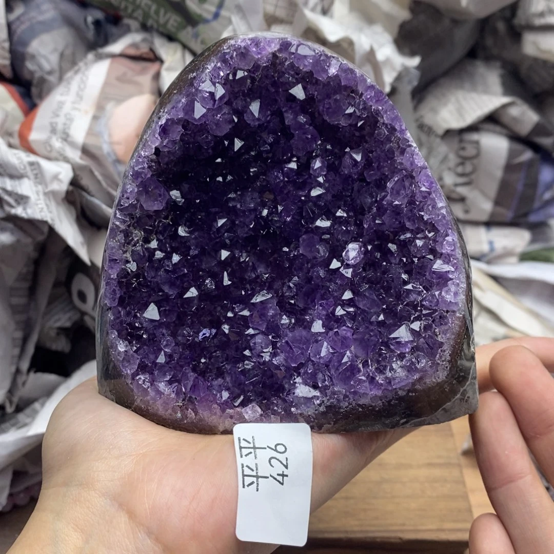 紫晶未镶嵌大型摆件（非配饰）