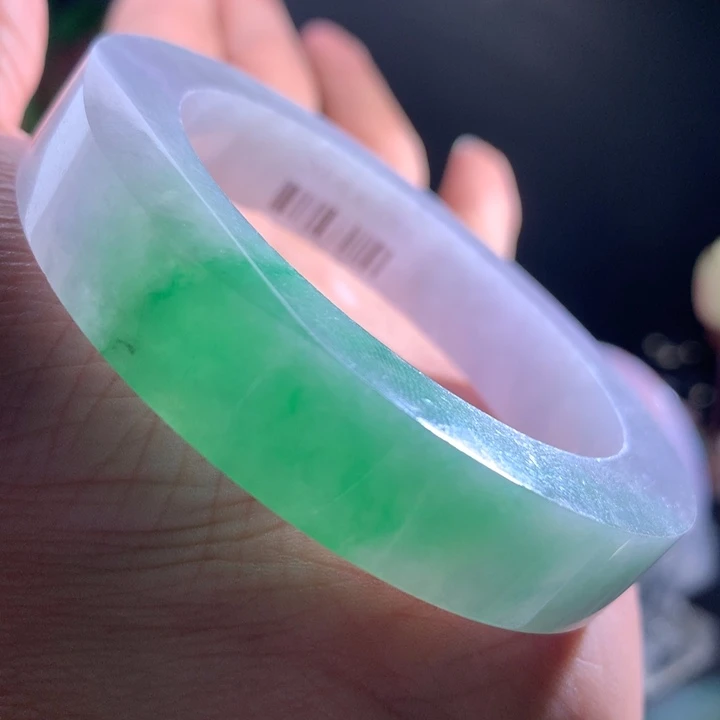 未镶嵌手镯定制翡翠