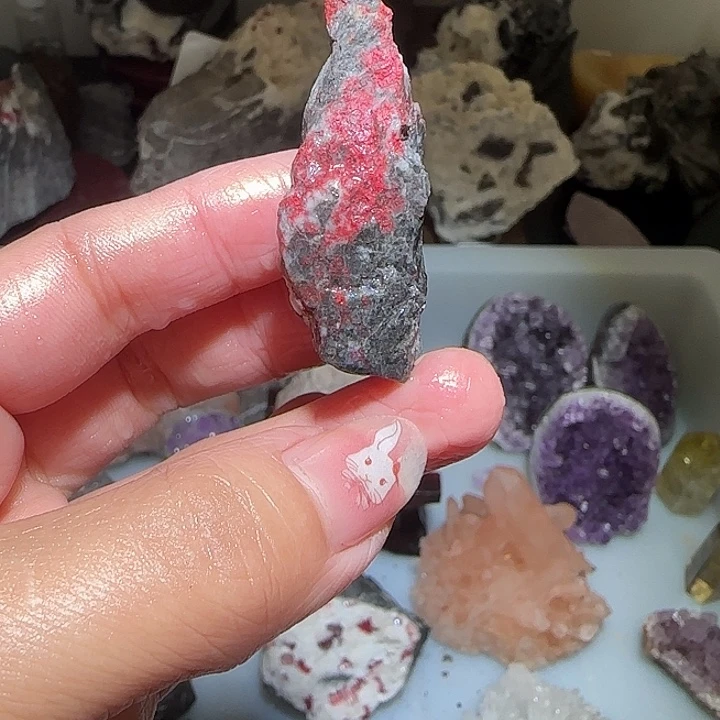 天然辰砂天然朱砂原石毛料