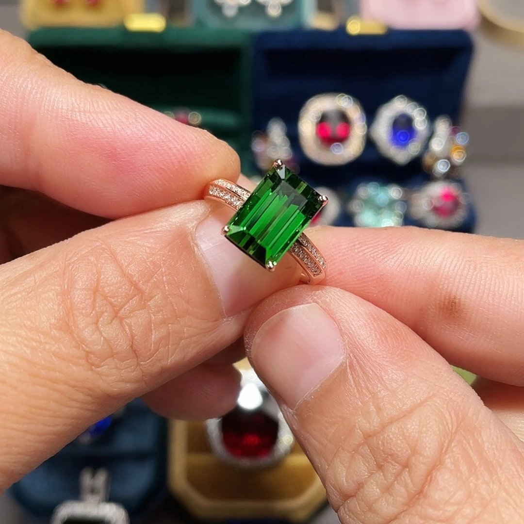 戒指18K金镶嵌碧玺5.05ct