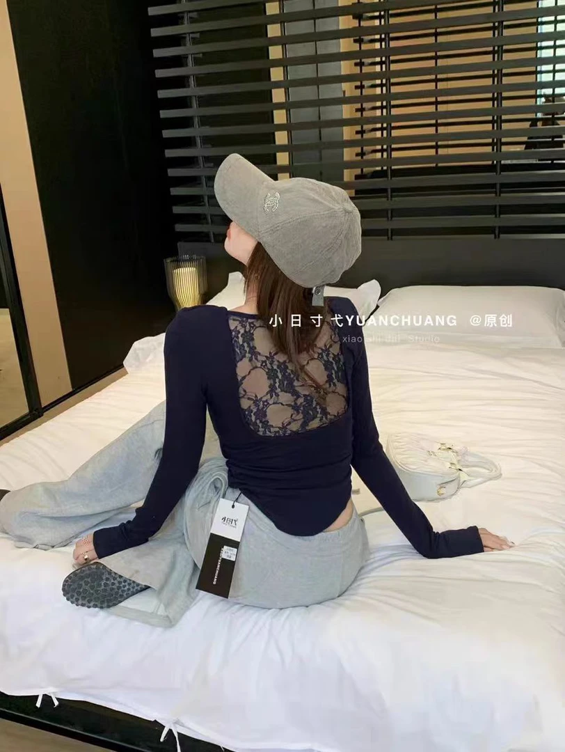 晴玥家210纯欲风后背蕾丝拼接设计感修身显瘦百搭性感打底衫