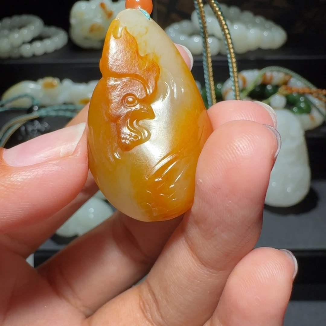 玉***天和田玉未镶嵌颈饰