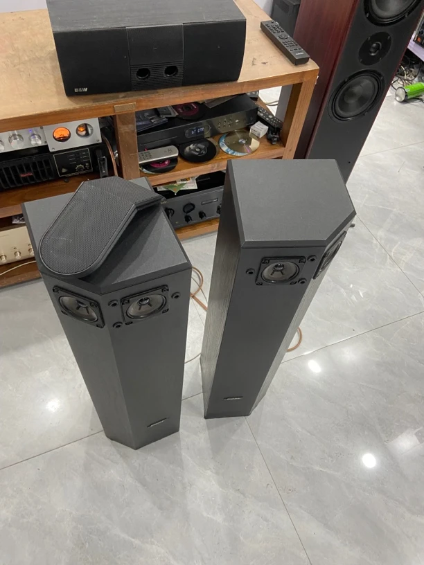 501落地音箱，运费自理，不支持无理由退换货