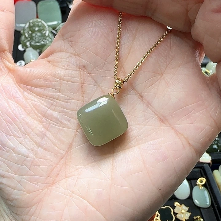 颈饰银S925镶嵌和田玉