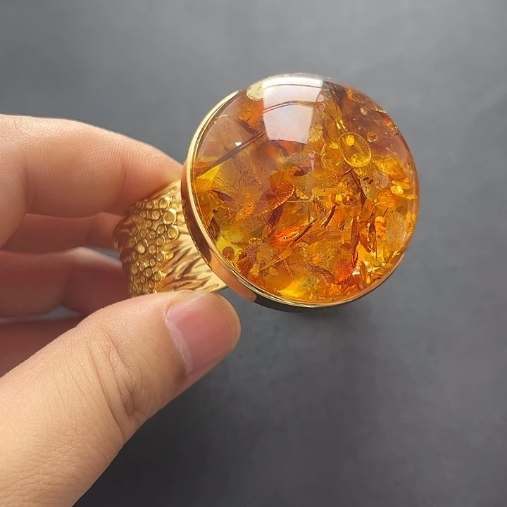 琥珀未镶嵌裸石手镯