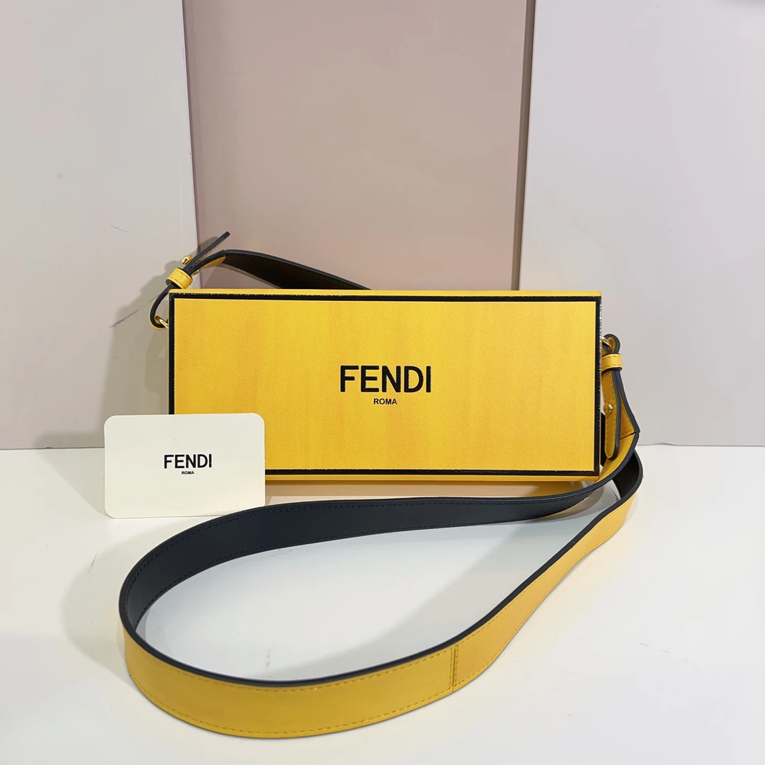 95新 FENDI/芬迪 芬迪fendi横版盒子包a9167
