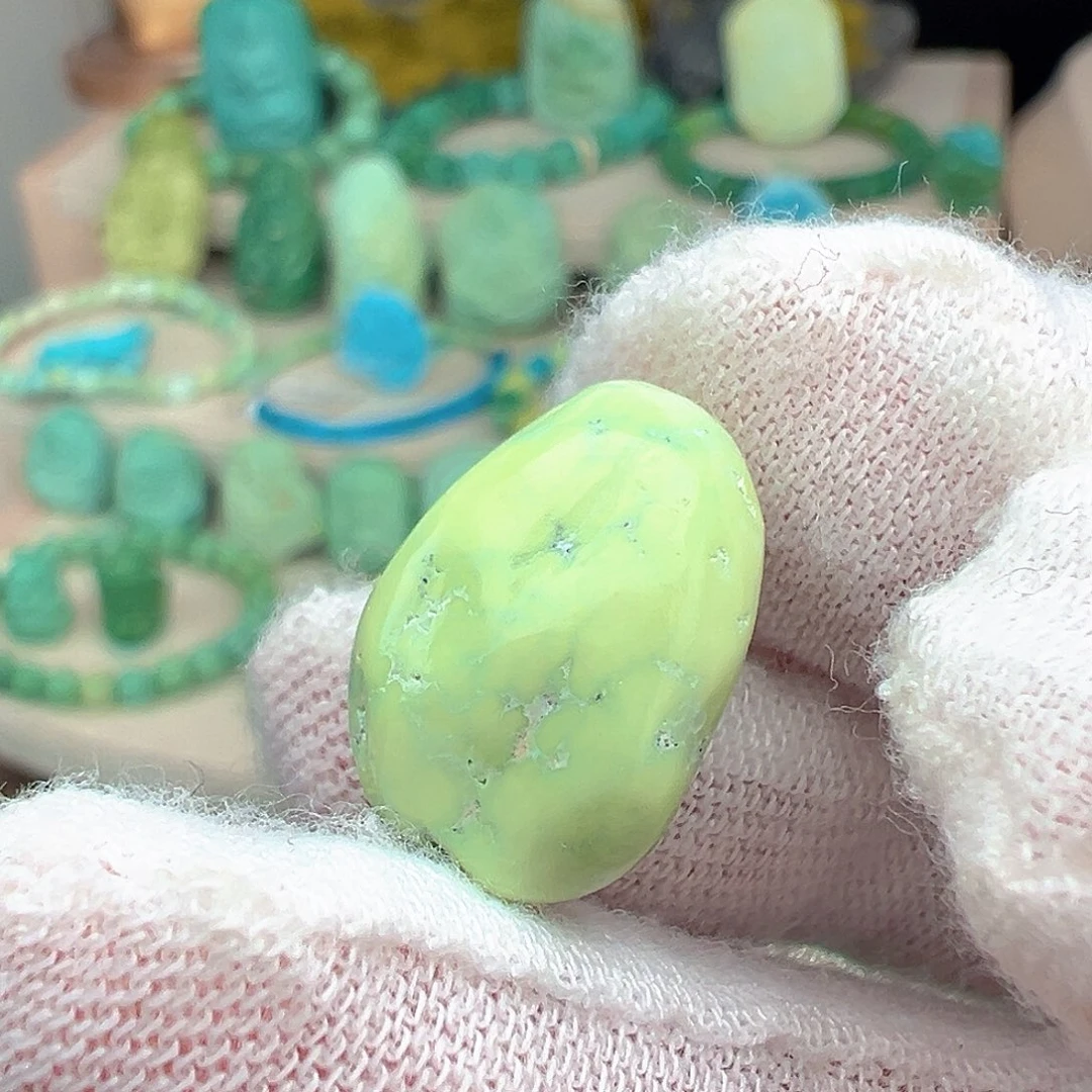 绿松石未镶嵌主播万珍