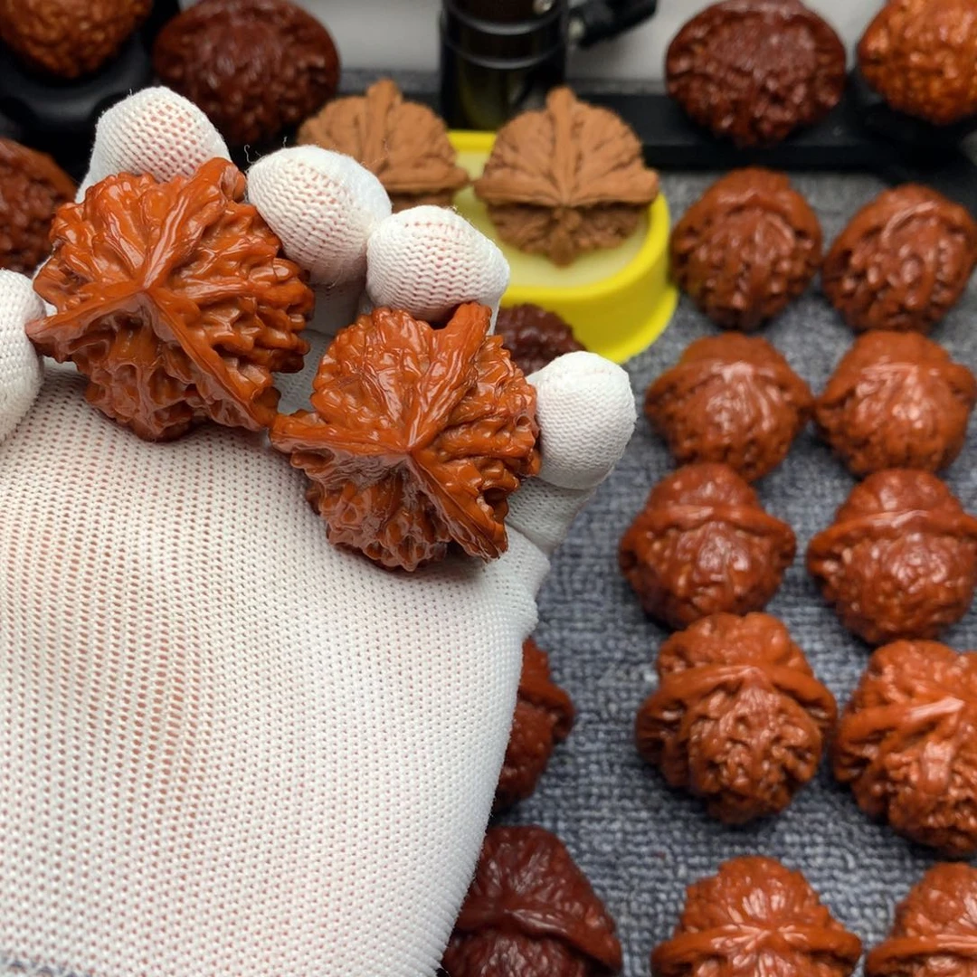 成***己吊坠猴头核桃三棱.2.KSS#00#