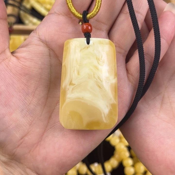 未镶嵌琥珀珠宝奇石琥珀，