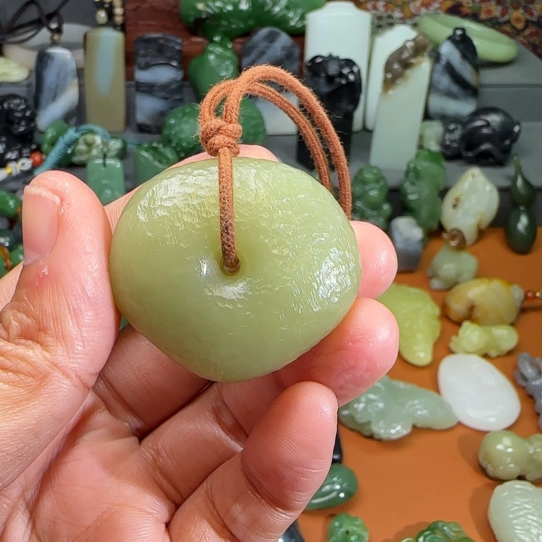 和田玉颈饰未镶嵌喜**意