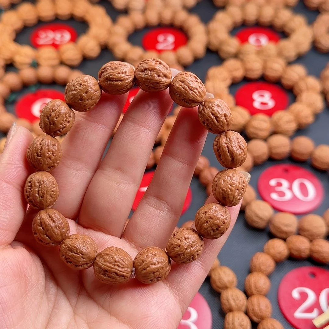 文玩核桃手串八棱粗筋