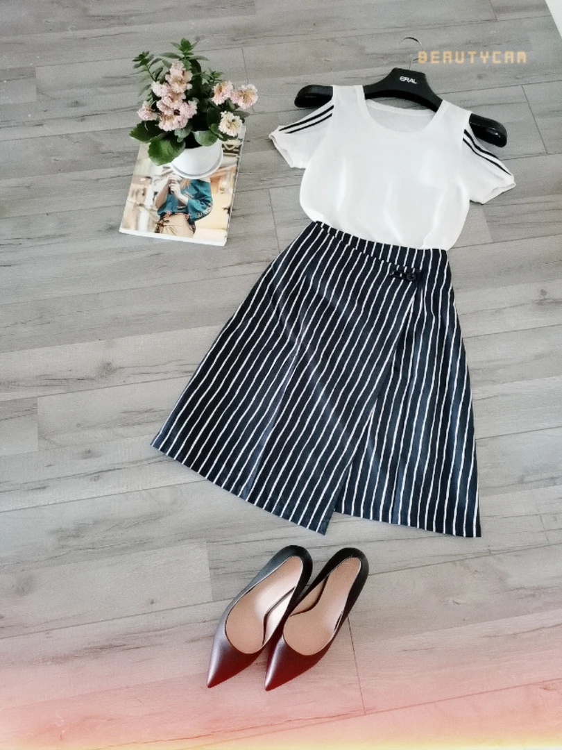 【歌梵妮】#Q1040 夏季休闲时尚半身裙气质条纹撞色短裙女2025新款