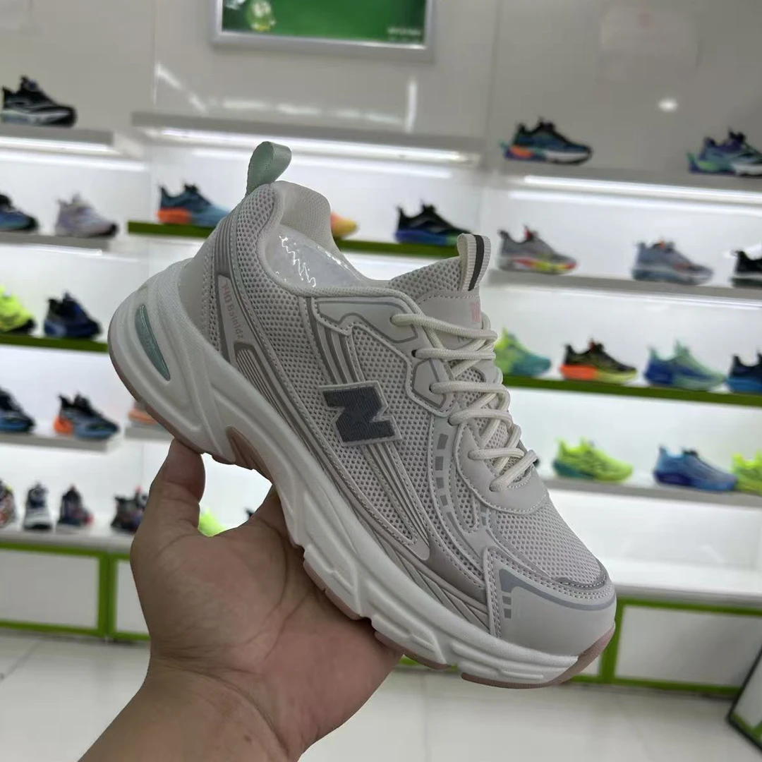 老爹鞋厚底休闲风透气时尚休闲鞋鞋子休闲百搭韩版7778