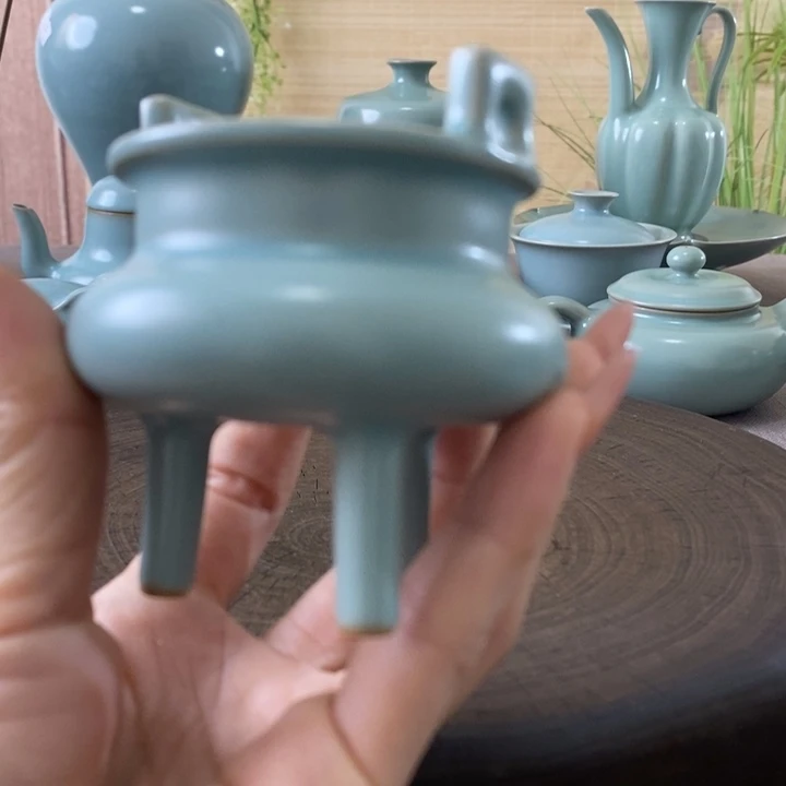 瓷片香炉一一一一一一一一一