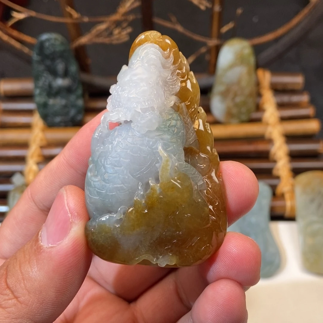 定制翡翠未镶嵌立*仞给哥哥省包烟钱