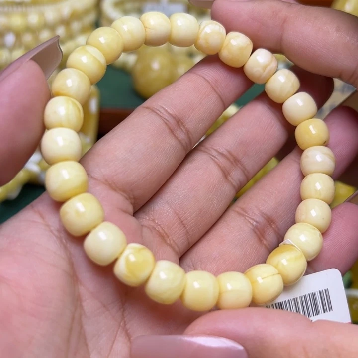 蜜蜡未镶嵌珠宝奇石