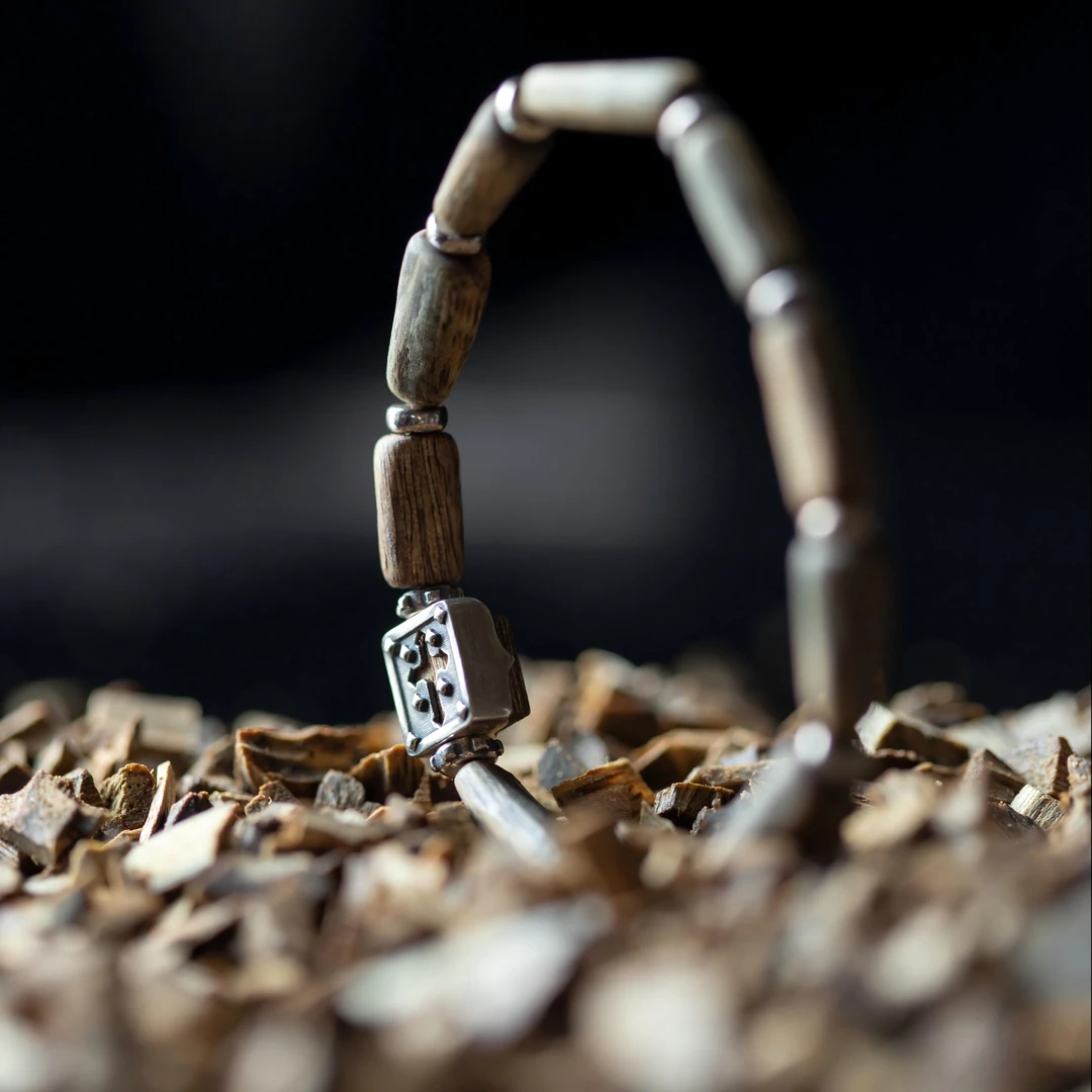 沉香[帝师专属]'边界之外'随形手串-13+mm对孔-DS0003-多样性发货