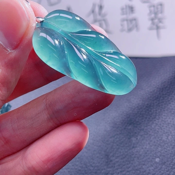 翡翠颈饰未镶嵌99999999