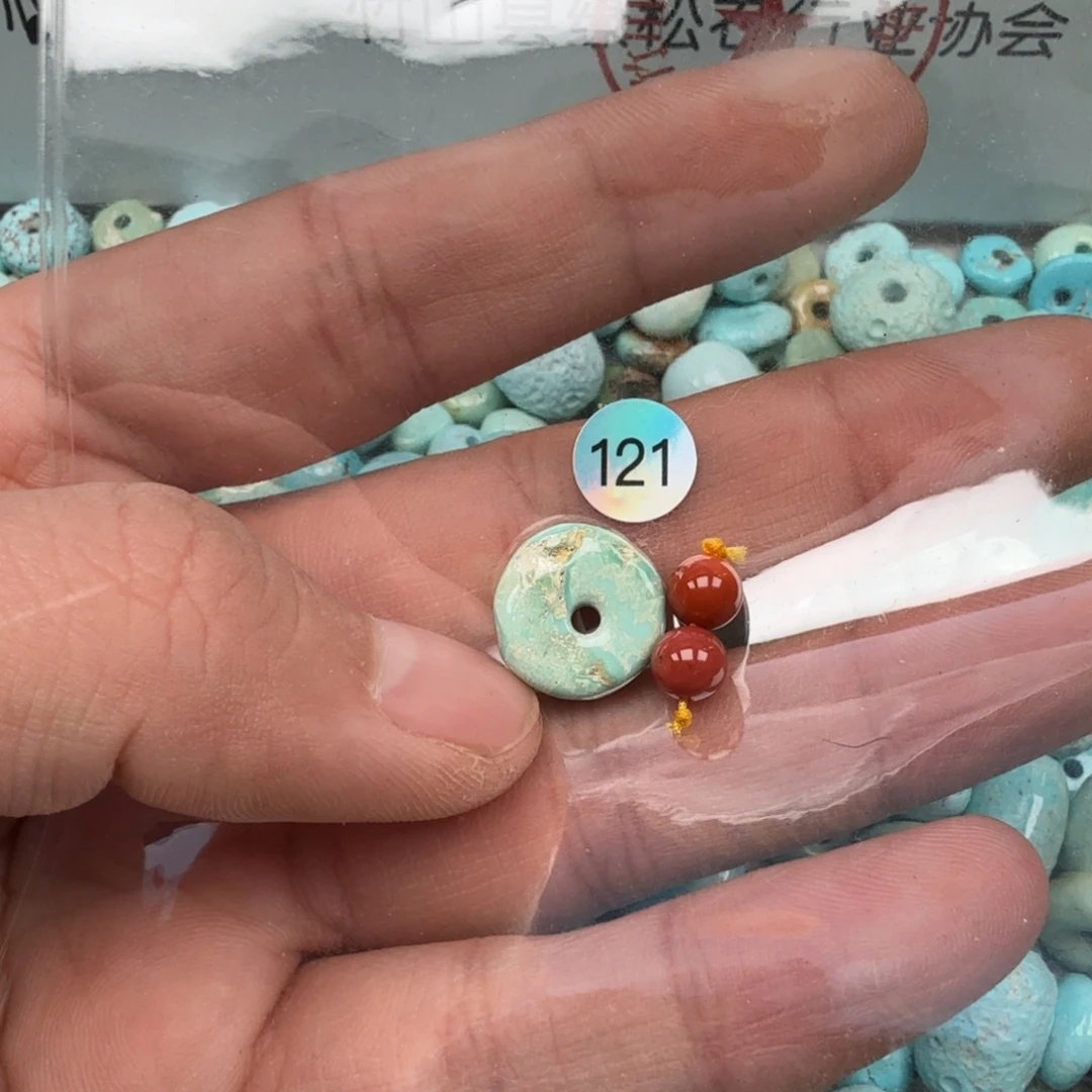 南红玛瑙未镶嵌珠宝奇石