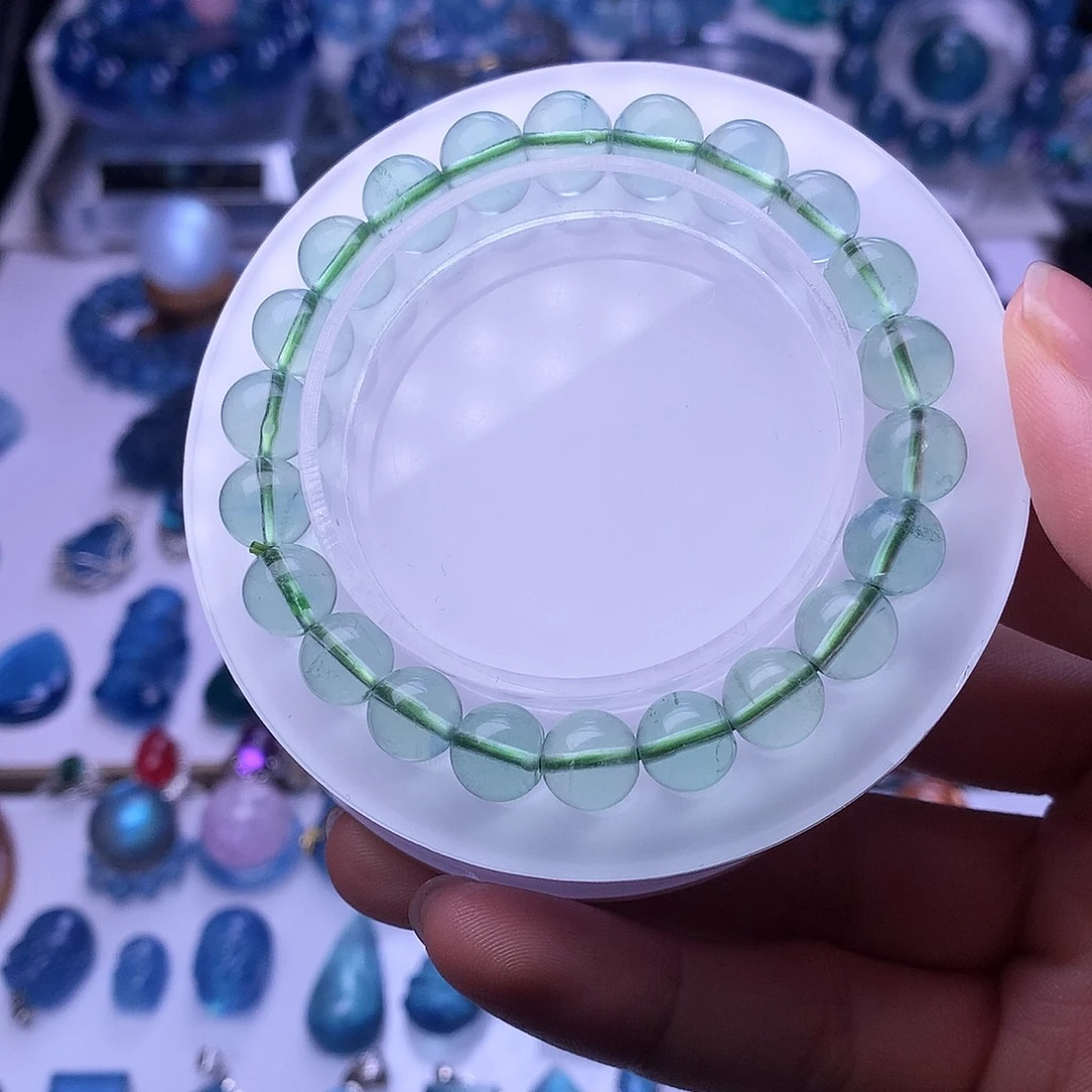 未镶嵌手链水晶多样性