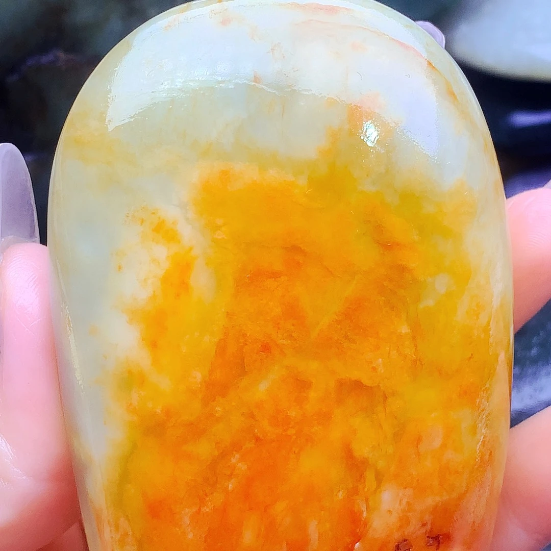 未镶嵌和田玉（糖玉）把件