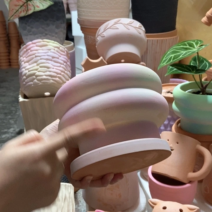 17×12炫彩粉甜甜圈+托 粗陶1个