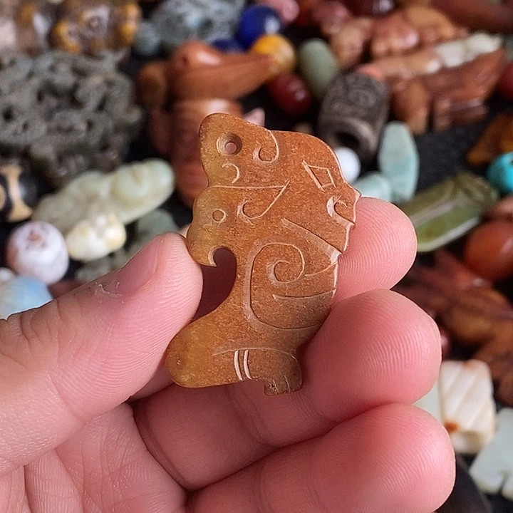 和田玉未镶嵌颈饰32