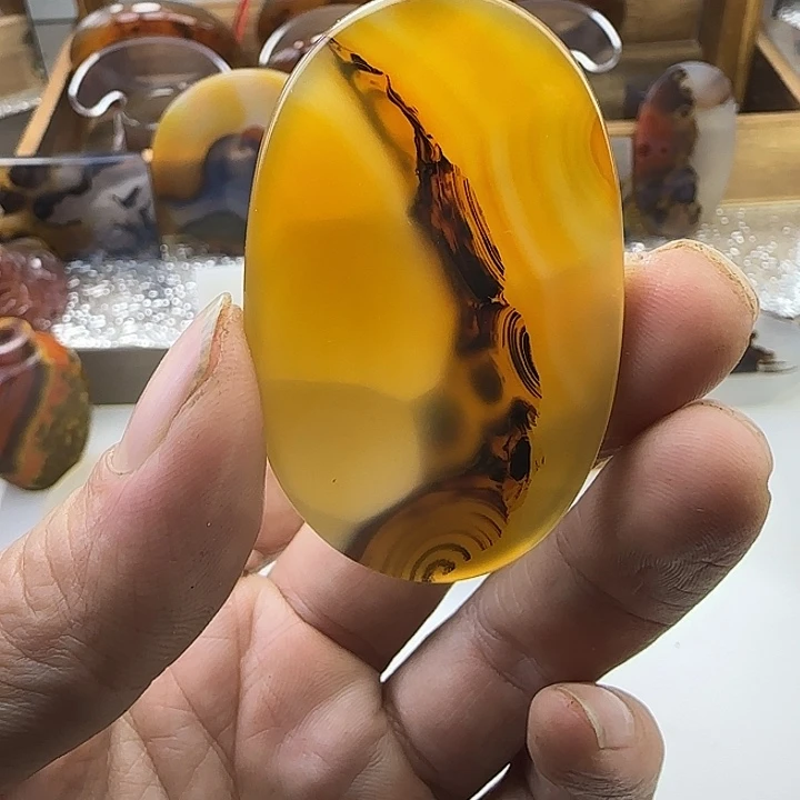 玛瑙/玉髓未镶嵌颈饰