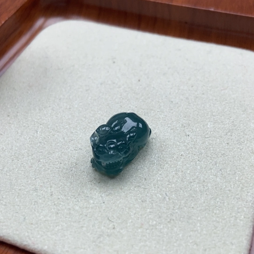 翡翠未镶嵌颈饰如意貔貅手链