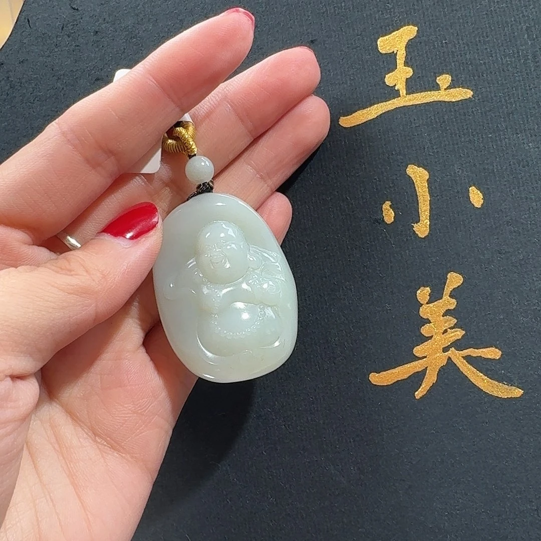 颈饰未镶嵌和田玉米达