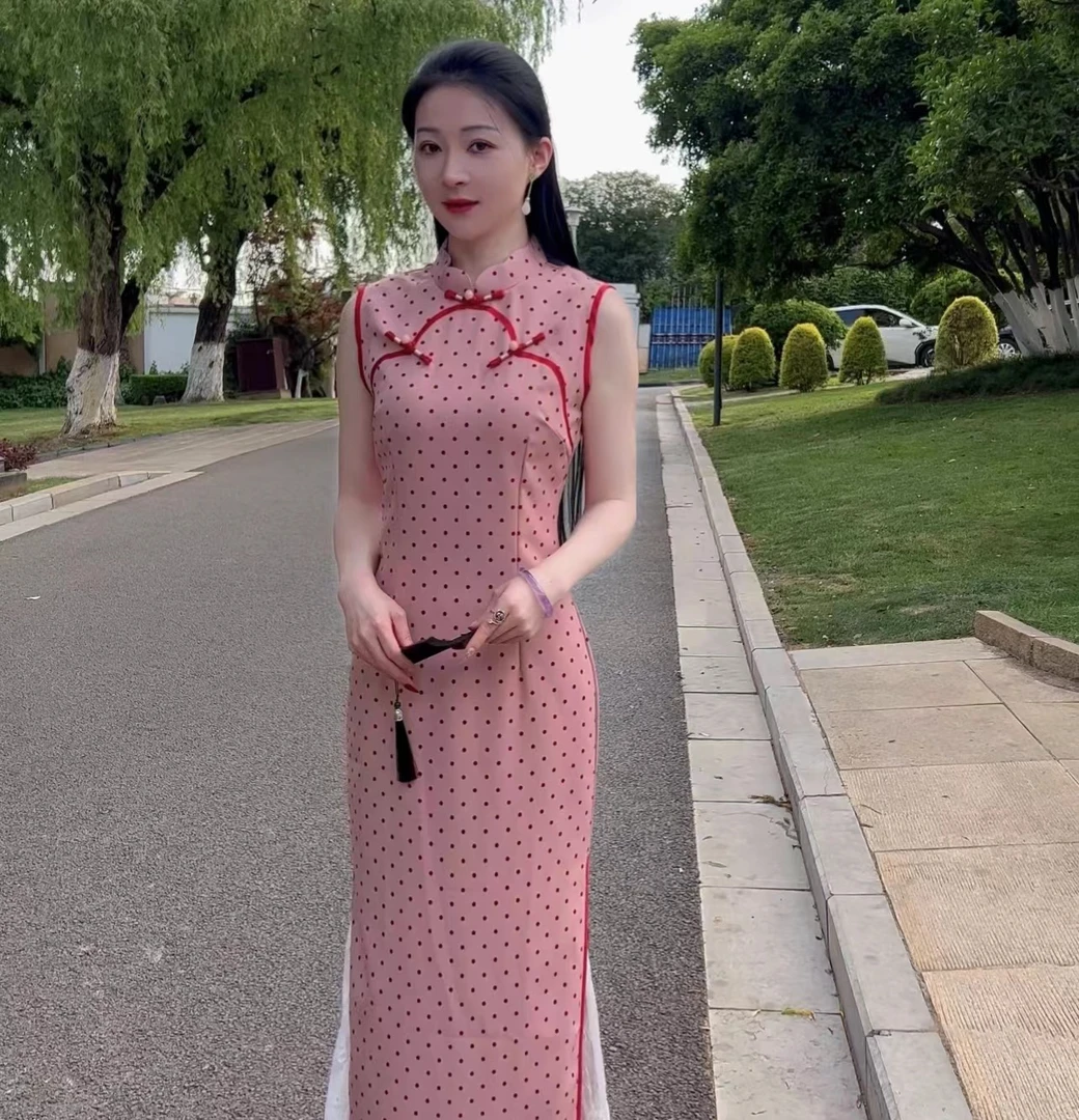 【粉色波点】新中式改良旗袍2025新款夏季无袖日常可穿修身旗袍