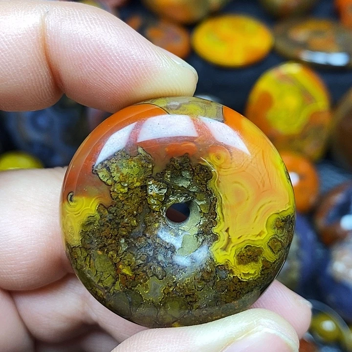 玛瑙/玉髓未镶嵌颈饰